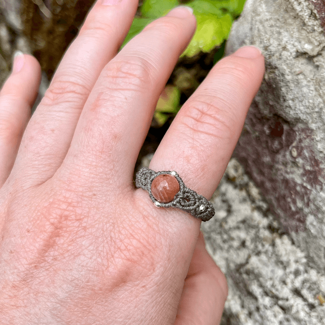 Bague « Mérope » Pierre de soleil (T.59-61)