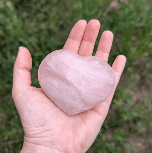 Galet Coeur Quartz Rose A+ (70-80mm)